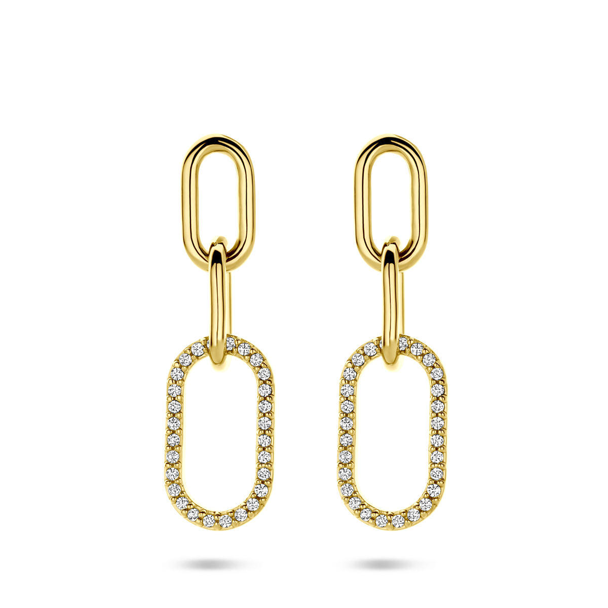 Verguld 925 zilveren oorhangers met zirkonia. De oorhangers hebben een totale hoogte van 30mm. Geen garantie op plating.