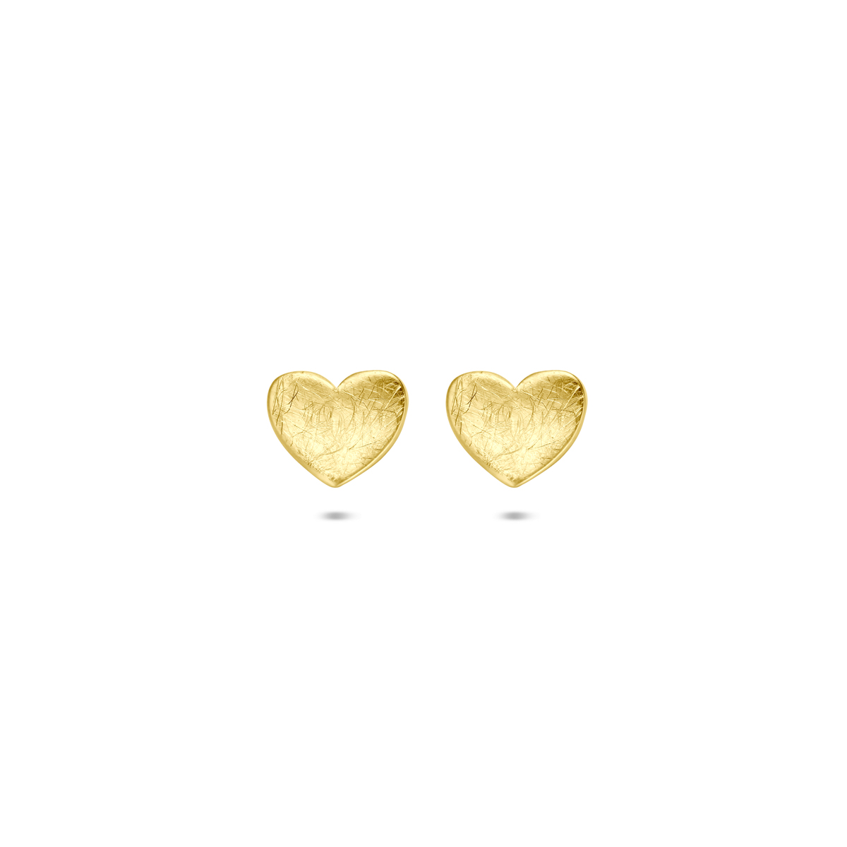 14k Geelgouden oorknoppen uitgevoerd met een hartje. De oorknoppen hebben een afmeting van 6x7.2mm.