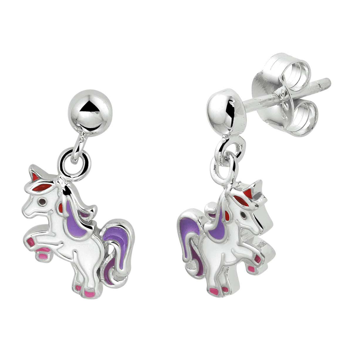 Gerhodineerd 925 zilveren oorhangers uitgevoerd met een emaille eenhoorn. De oorhangers hebben een totale hoogte van 1.6cm en een breedte van 8.5mm.