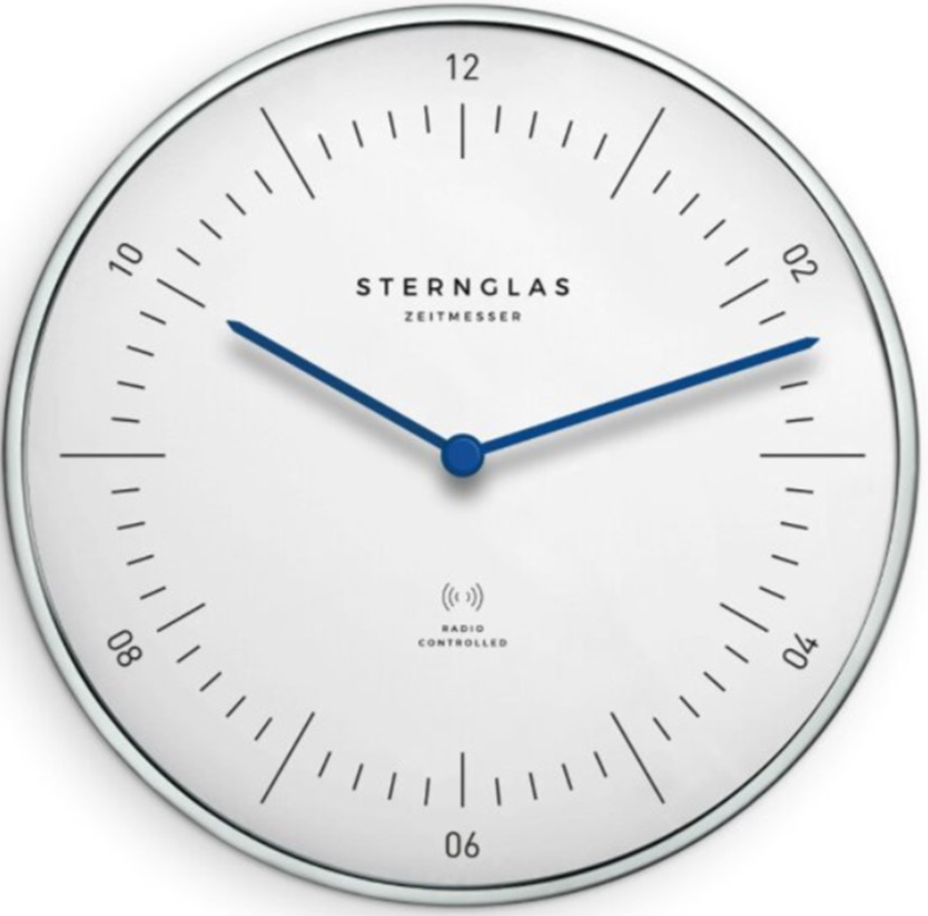 Sternglas wandklok in volle Bauhaus eenvoud. 30 cm.