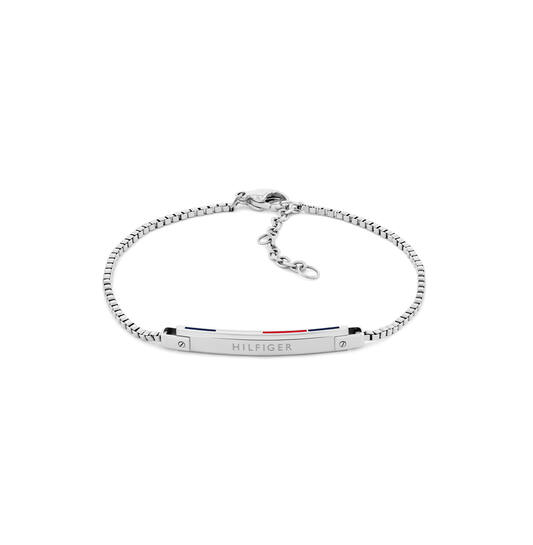 Tommy Hilfiger Jewels TJ2780952 Armband Dames Staal 19cm
Deze armband van Tommy Hilfiger uit de jewelry serie Linear met nr: TJ2780952 is een fijn model. De stalen dames armband heeft een gourmetschakel en een slanke plaat in het midden met daarop het Tommy logo. De armband sluit met een karabijn sluiting en door het verlengkettinkje met tussenogen is hij op meerdere lengtes te dragen : 17-18-19cm. Ook leuk te combineren met de bijpassende ketting en andere sieraden van Tommy Hilfiger.

Het merk:
Tommy Hilfiger is wereldwijd één van de grootste designer lifestyle merken en is internationaal bekend om haar classic American cool stijl. De sieraden zijn voor dames en heren met een eigen stijl, die niet bang zijn om dit aan de wereld te laten zien.

Specificaties:
- Plaatarmband
- Materiaal: Staal
- Lengte 19cm
- Dames sieraad