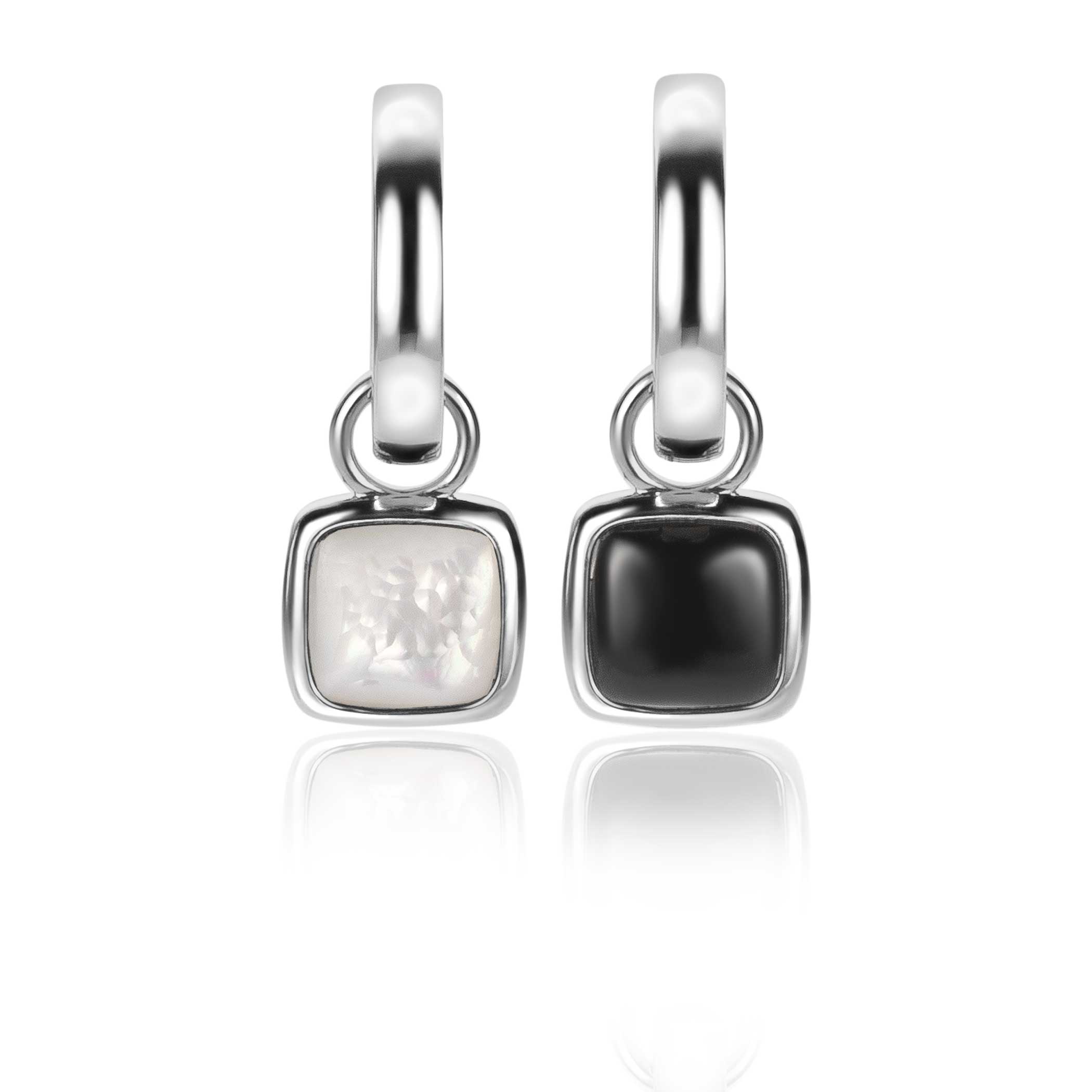 ZINZI zilveren oorbedels in carrévorm, aan de ene zijde bezet met glanzend wit parelmoer en aan de andere zijde met zwarte onyx. De oorbedel is 15 mm lang en 10 mm breed. De bedels hebben een rond hangoog, waarmee je ze sierlijk aan je ZINZI oorringen hangt. De oorbedels zijn exclusief de oorringen geprijsd. Ook verkrijgbaar in extra 14K geel verguld. Vervaardigd van eerste gehalte zilver (925) en voorzien van een extra rodiumlaag voor een langdurige glans.
