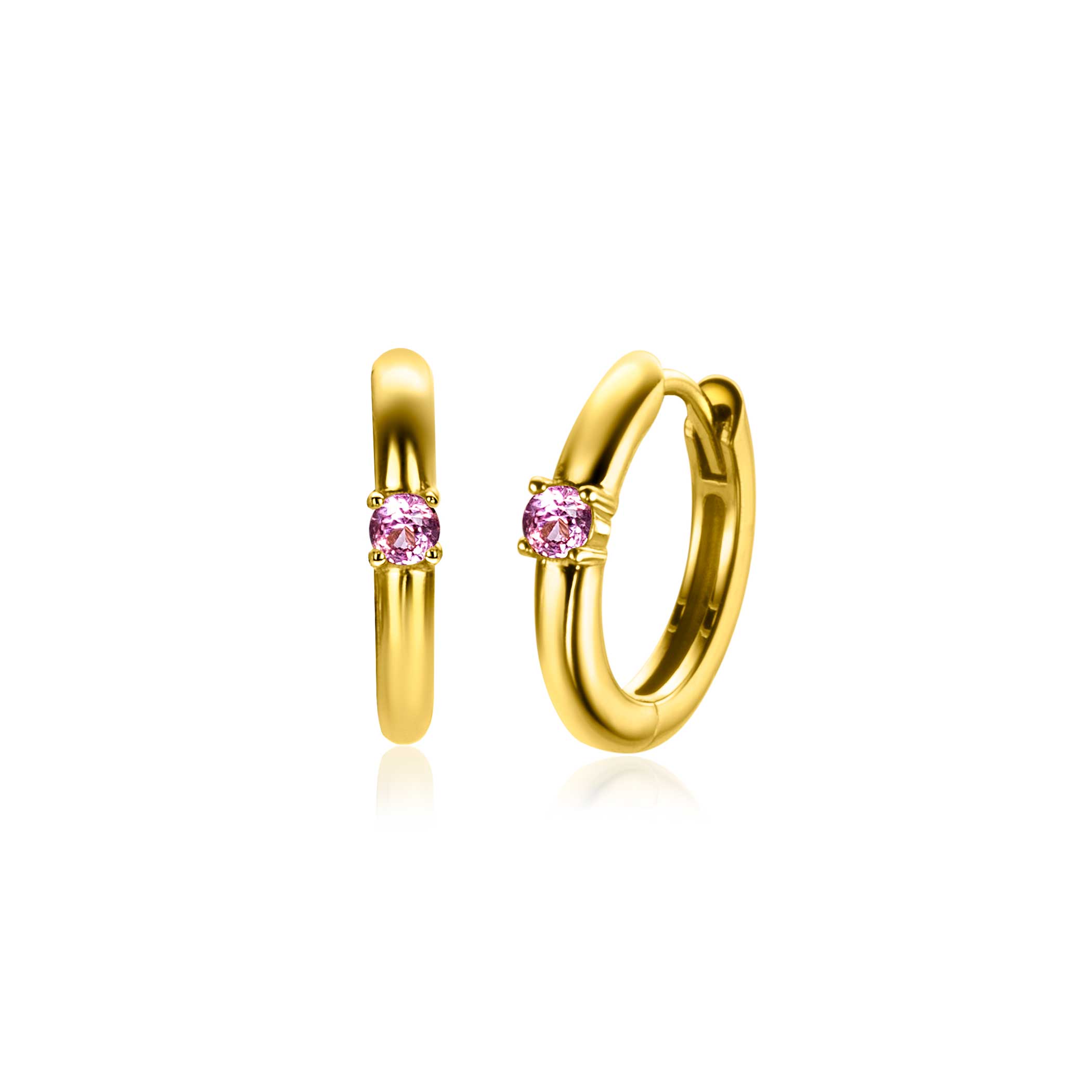 BIRTHSTONE oorrringen 13mm gold plated OKTOBER, staan symbool voor iemand die in de maand oktober is geboren. In oktober is de geboortesteen 'roze rozenkwarts zirconia'. Iedere geboortesteen heeft haar eigen betekenis. De oorringen hebben een luxe scharnier-sluiting. Vervaardigd van eerste gehalte zilver (925) en met extra 14K geel vergulding.