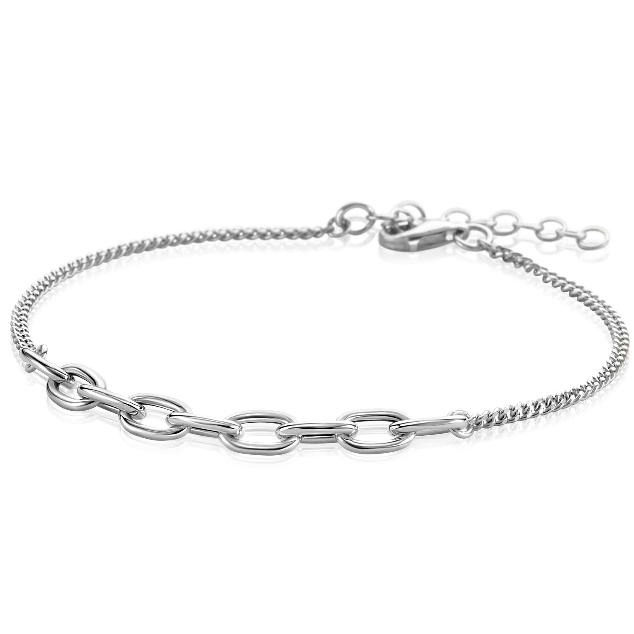 ZINZI zilveren gourmet armband met een tussenstuk van 9 grotere ovale schakels van 4,7mm breed. De lengte van deze armband is te variëren tussen 17 en 19,5 cm.Bij sluiting herkenbaar ZINZI, door het zilveren Zinzi hartje. Deze stoere, veelzijdige armband past bij elke outfit! Vervaardigd van eerste gehalte zilver (925) en extra rodium vergulding