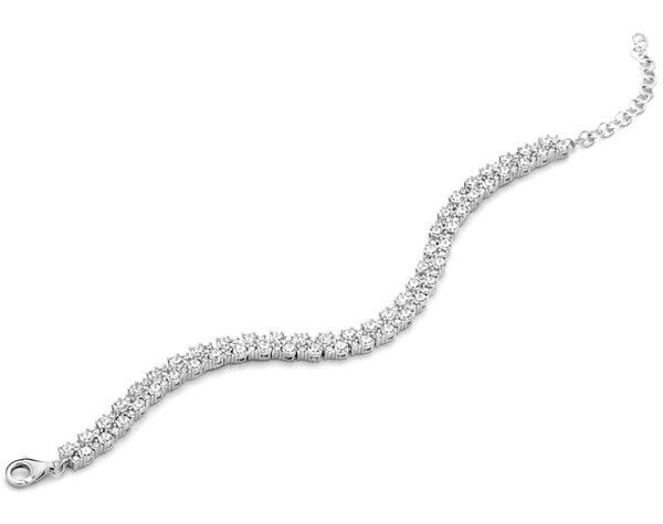 Schitteren zoals de echte sterren, dit kan met de juwelen van Silver Rose zilveren juwelen dankzij de microscopische zettingen.

Dit is een mooie armband uit de SilverRose collectie gemaakt uit gerhodineerd 925% sterling silver met witte zirconia.