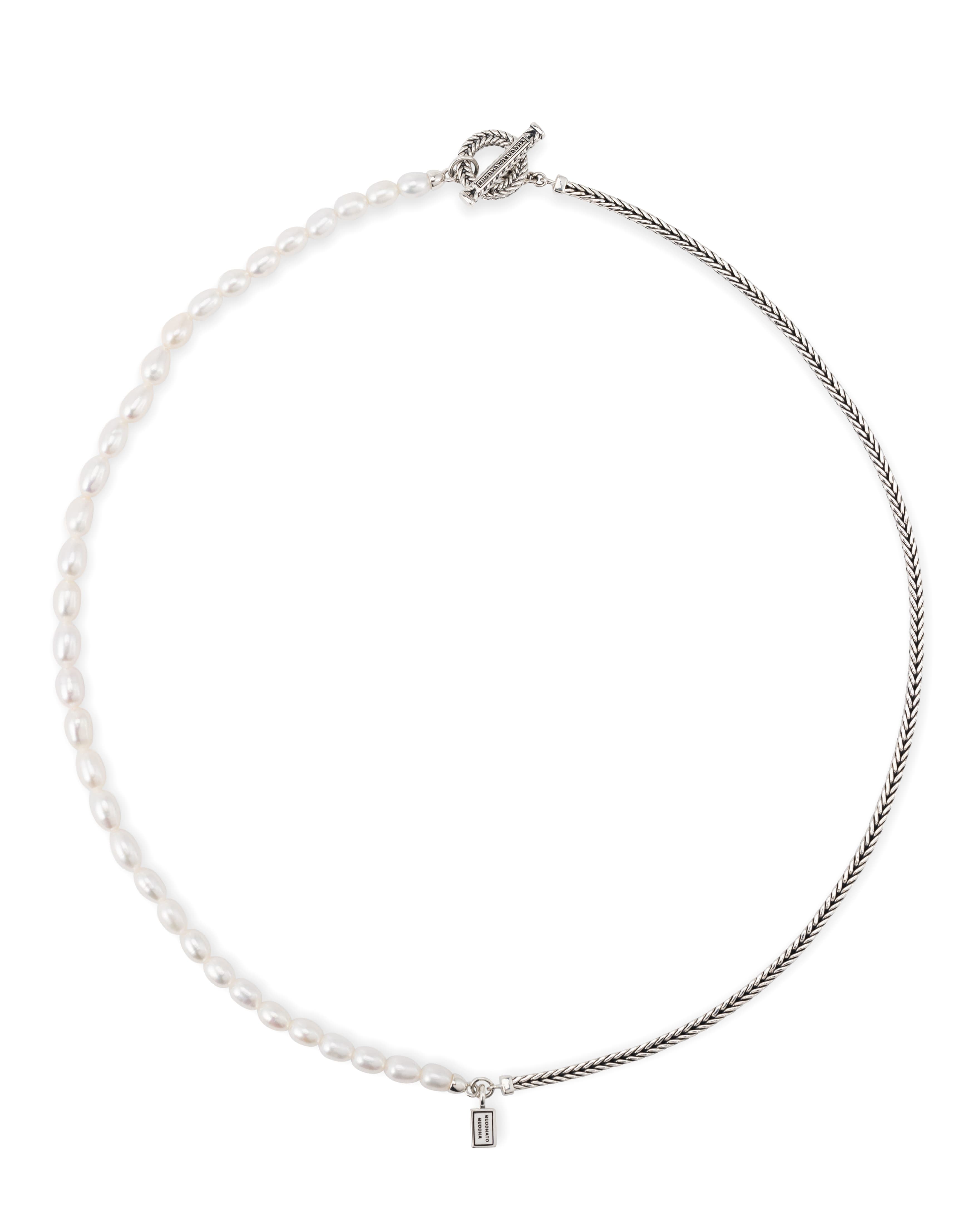 Dit is een collier van het merk Buddha to Buddha.