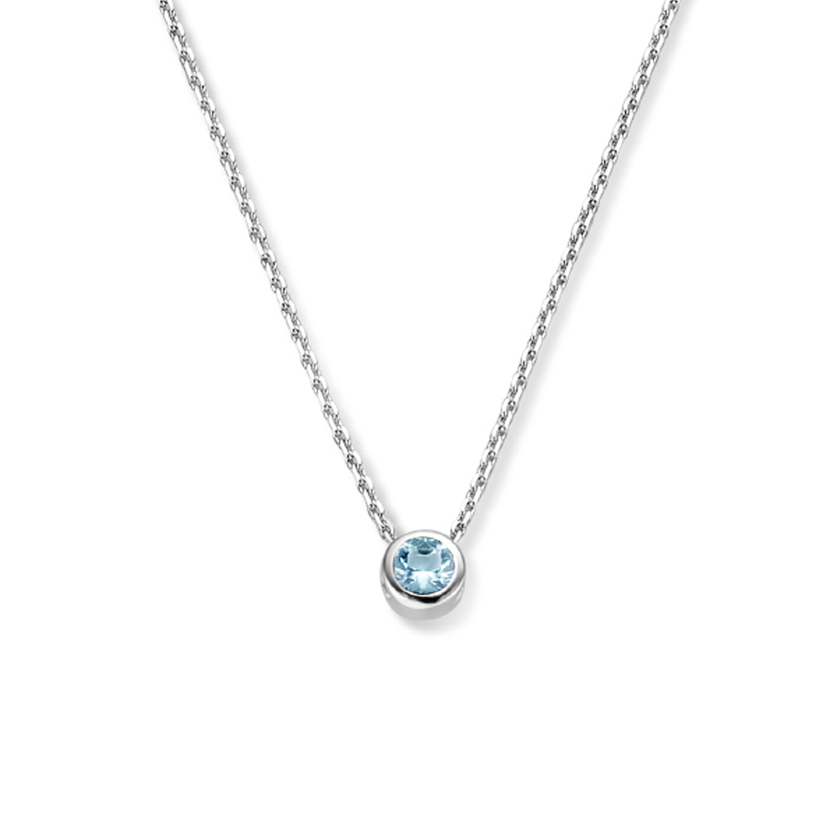Gerhodineerd 925 zilveren collier uitgevoerd met schitterende zirkonia en een karabijn sluiting. Het collier heeft een draaglengte van 41cm met 4cm extensie. De schakelbreedte is 1.1mm.