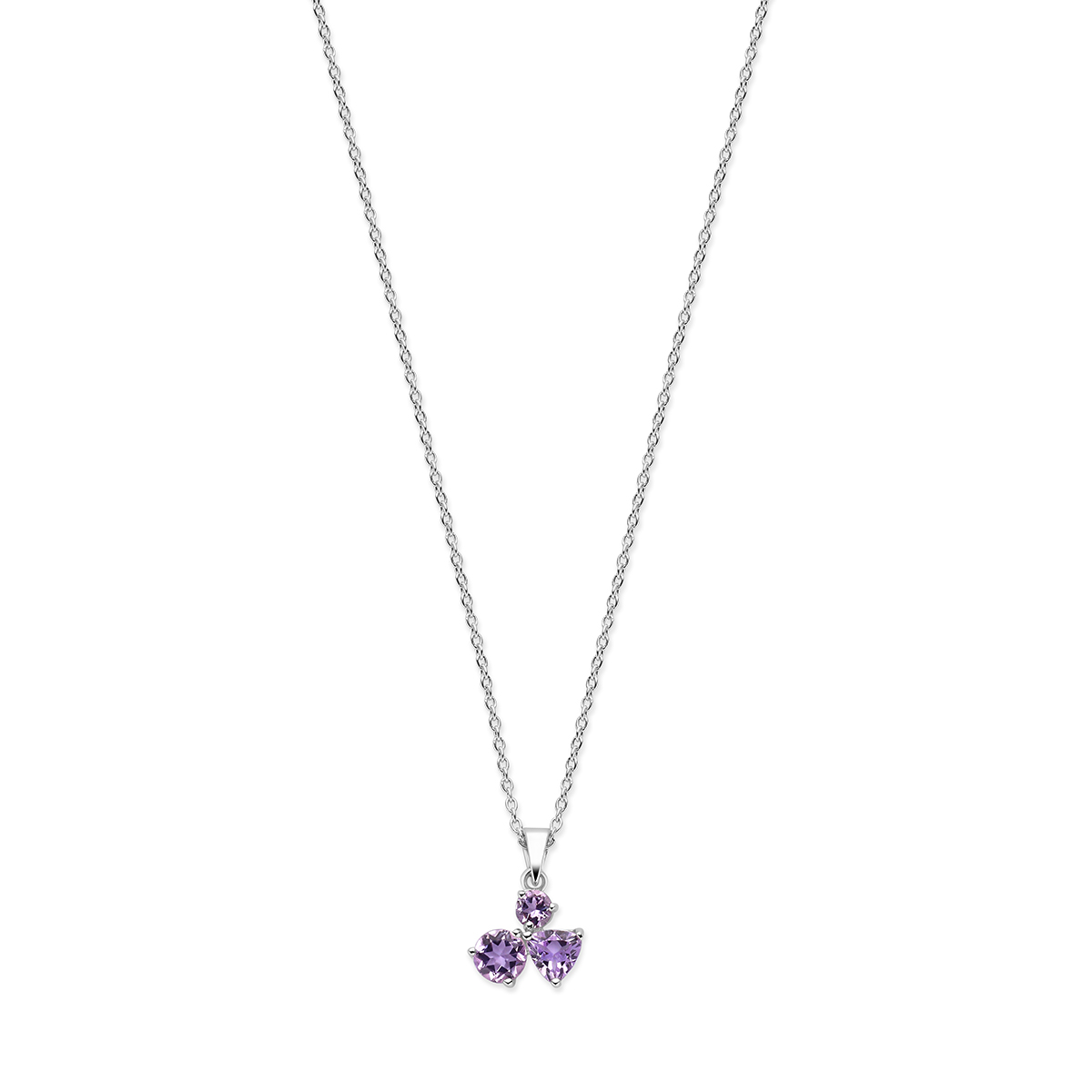 Gerhodineerd 925 zilveren collier uitgevoerd met amethist stenen. Het collier heeft draaglengtes van 41 en 46 cm. Uitgevoerd met een karabijn sluiting.