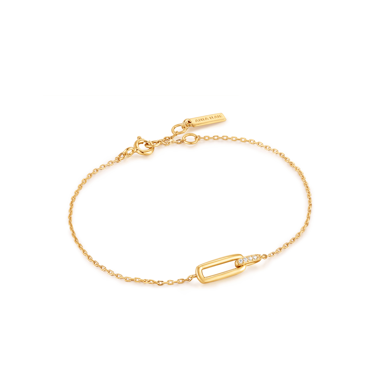 Voeg wat trendy details toe aan je polsen met deze eenvoudige maar tijdloze armband van Ania Haie. Het prachtige schakeldetail met sprankelende zirkonia stenen, maakt deze armband perfect om je look minimaal te houden of te stapelen met je favoriete armbanden.
