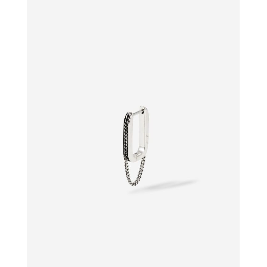 Deze prachtige 408 ONE creolen van een niet-gespecificeerd merk zijn een perfecte aanvulling op elke sieradenverzameling. Draag deze elegante creolen om een vleugje verfijning aan je dagelijkse outfit toe te voegen. Ze stralen zowel eenvoud als stijl uit, waardoor ze ideaal zijn voor zowel casual als formele gelegenheden. Maak een statement met deze tijdloze juwelen.