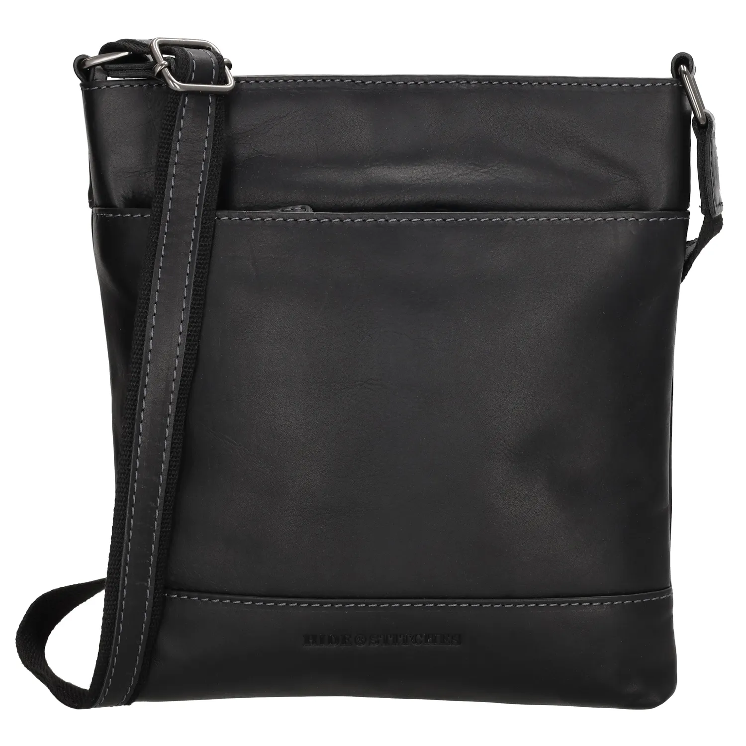 Maak kennis met de stijlvolle en functionele schoudertas van Hide & Stitches! Deze tas, gemaakt van hoogwaardig leer, straalt luxe en elegantie uit. g. De tas is ideaal voor dagelijks gebruik en biedt voldoende ruimte met één hoofdvak. Daarnaast zijn er extra vakken aan de voor- en achterkant, perfect voor het opbergen van kleinere spullen. De verstelbare schouderband zorgt voor extra draagcomfort, zodat je de tas precies kunt dragen zoals jij dat prettig vindt. Of je nu onderweg bent naar je werk, een dagje uit, of gewoon op pad gaat.
