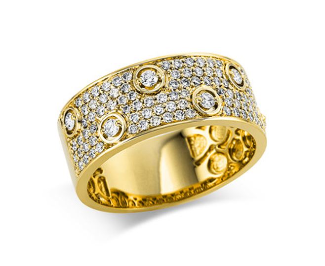 De Gouden Ring 0.59ct, is een verfijnd sieraad dat behoort tot de categorie juwelen. Met een pavézetting van schitterende diamanten, straalt deze ring luxe en elegantie uit. Draag hem als statement-piece of combineer met andere sieraden voor een gelaagde look. Perfect voor elke speciale gelegenheid of dagelijks verfijnd accent.