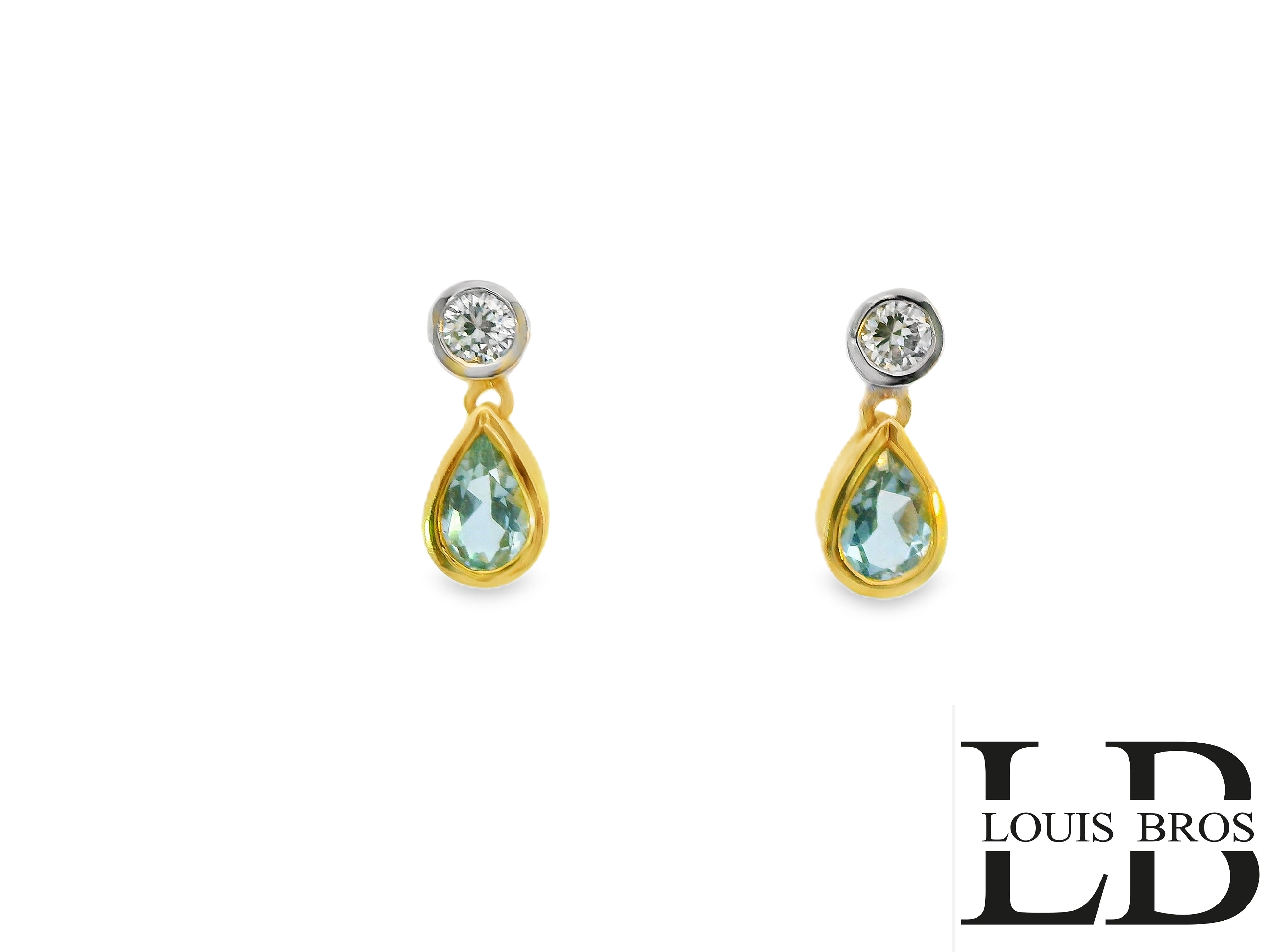 Deze prachtige bicolor gouden oorstekers zijn vervaardigd uit 14 karaat goud (2.77 gr) en combineren elegant witgoud en geelgoud voor een luxueuze uitstraling. De oorbellen zijn voorzien van schitterende zirkonia’s, met een ronde zirkonia in een witgouden zetting en een druppelvormige zirkonia in een geelgouden omlijsting. Dit tijdloze en verfijnde ontwerp zorgt voor een stijlvolle en chique uitstraling, perfect voor zowel dagelijkse elegantie als speciale gelegenheden.