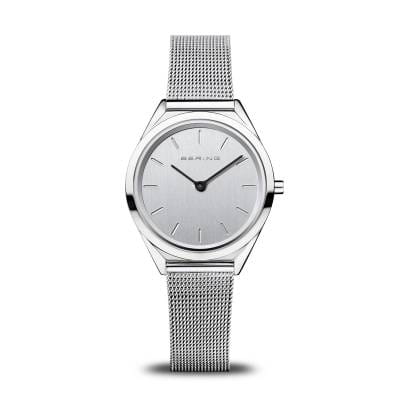 Met slechts een paar millimeter dikte is de Ultra Slim ons dunste horloge tot nu toe en een van de dunste horloges op de markt. Hoogwaardig saffierglas beschermt de wijzerplaat tegen krassen. De klassieke Ultra Slim 4.8 voelt zeer comfortabel aan de pols met zijn geweven milanese band. De Ultra Slim Link heeft sterke roestvrijstalen schakelbanden.