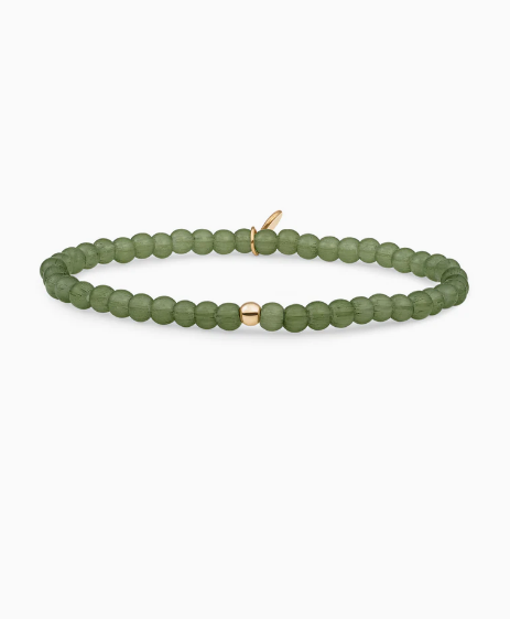 De gekleurde Saturn armbanden zijn echte musthaves. Vol elegantie kan je deze Lime Jade armband alleen dragen of combineer hem met andere Sparkling Jewels armbanden. Deze eyecatching edelsteen armbanden zijn het perfecte cadeau voor iemand speciaal.