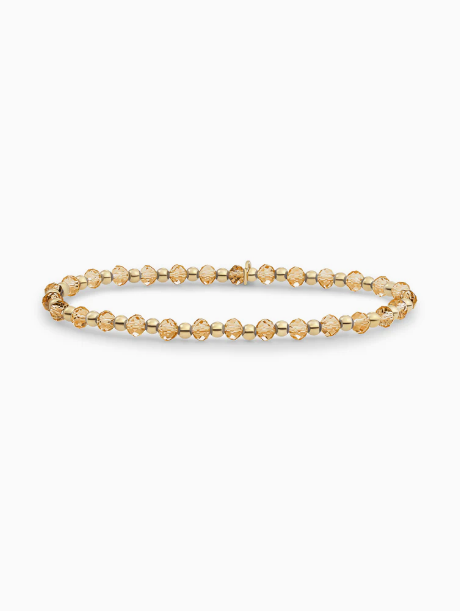 De Interstellar Light Citrine Quartz armbanden zijn perfect voor alledaags dragen. Geïnspireerd op de stand van de sterren en planeten in de cosmos, deze collectie viert onze fascinatie met het heelal. Draag de armband alleen óf stack deze met andere Sparkling Jewel armbanden voor een statement look.
