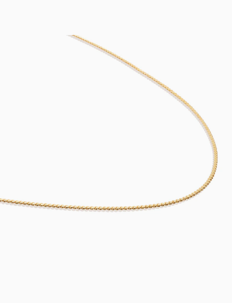 Geef je alledaagse accessoires een update door het toevoegen van onze kettingen. Al onze kettingen zijn geschikt voor de verschillende soorten pendanten. Kies welke ketting je wilt en bouw van daaruit verder door te mixen en matchen tot het sieraad dat jij wilt.