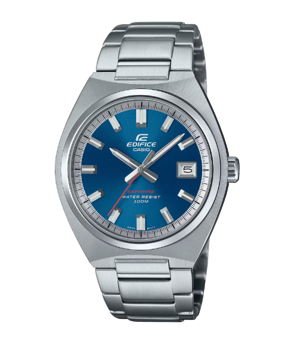 Een analoog EDIFICE motorsportuurwerk met wijzers voor uren, minuten en seconden, geïnspireerd op de klassieke sportauto.

De slanke, spiegelende lunette en ronde roestvrijstalen kast met een stralende haarlijn vormen een unieke combinatie voor een klassieke look met een solide uitstraling. De wijzerplaat van de EFB-109D-1A is glanzend zwart, geaccentueerd met een vleugje rood op de secondewijzer. De blauwe wijzerplaat van de EFB-109D-2A en de zilveren wijzerplaat van de EFB-109D-7A zijn elk afgewerkt met een zonnestraalontwerp met fijne lijnen die vanuit het midden naar buiten stralen.

Met de stevige roestvrijstalen band, het saffierglas en de 10-bar waterdichtheid ben je klaar voor alles wat er op je pad komt.

Deze sportieve, klassieke chronograaf neemt je in een fractie van een seconde mee van informele settings naar zakelijke bijeenkomsten.