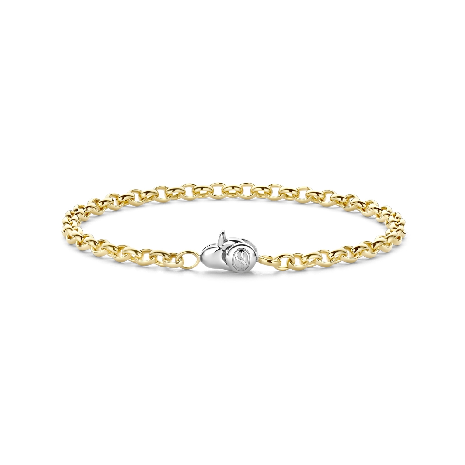 Vervaardigd uit premium 925 sterling zilver, toont de TI SENTO armband 23073ZY een harmonieuze mix van eigentijdse elegantie en tijdloze verfijning. Het afwisselende ontwerp heeft gedurfde vergulde schakels, gecombineerd met gepolijste zilvergekleurde ovalen, die allemaal met elkaar verbonden zijn door een delicate ketting. Het centrale ontwerp wordt geaccentueerd door twee goudkleurige schakels, omringd door pav�-set cubic zirconia ringen, die een sprankelende toets van schittering toevoegen.

De wisselwerking tussen warme gouden tinten en stralend zilver cre�ert de perfecte balans, die doet denken aan zonovergoten zomerdagen. Dit veelzijdige stuk past moeiteloos van casual draagstijl naar verfijnde avondlooks, wat het een onmiskenbaar accessoire maakt voor je sieradencollectie. Hypoallergeen en nikkelvrij, biedt het comfort en luxe, ontworpen om door elk seizoen heen te stralen.