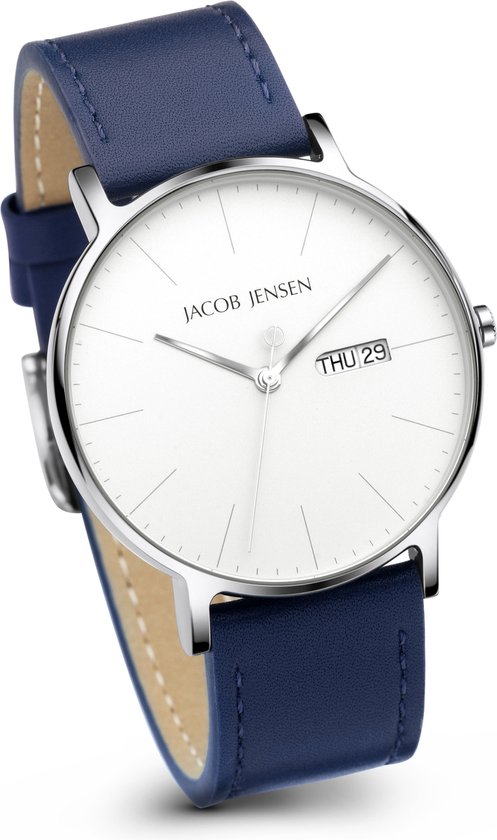 Witte wijzerplaat met datum, blauw leren band.