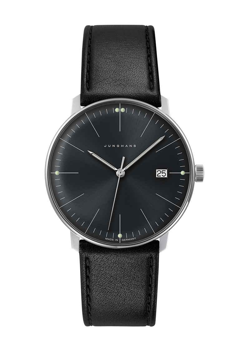 De Junghans Max Bill Quartz met modelnummer 41/4465.02 is een elegant horloge met een zwart leren band en een roestvrijstalen kast. Het heeft een analoge wijzerplaat met streepindexen, saffierglas en datumfunctie. Draag het bij formele of zakelijke gelegenheden voor een stijlvolle uitstraling. Waterbestendig tot 5 ATM en antiallergisch voor comfort.

