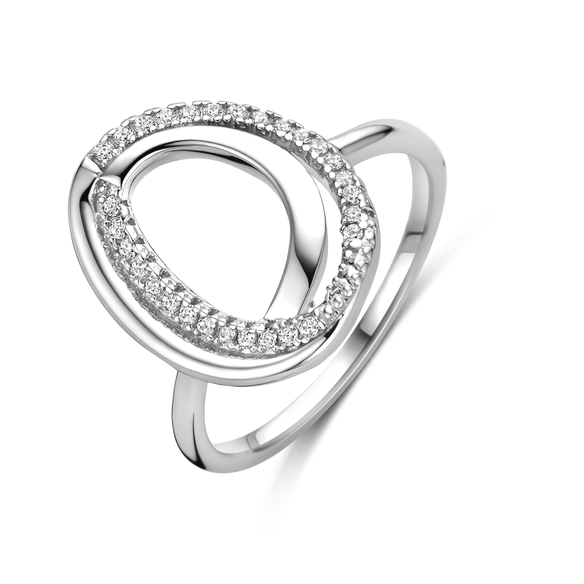 Gerhodineerd 925 zilveren ring uitgevoerd met zirkonia. De ring heeft een breede van 16mm.
