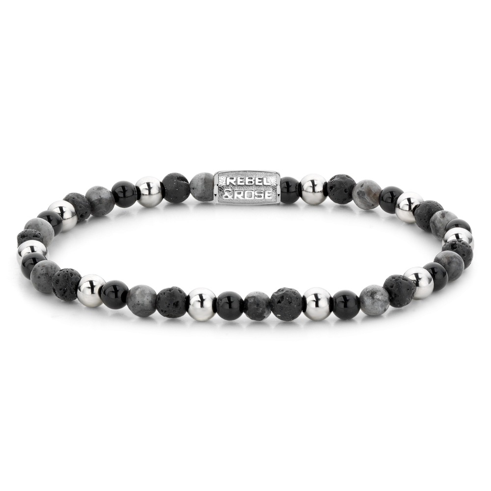 Deze armband is van het merk Rebel & Rose. Het is een damessieraad. De armband is grijs van kleur.