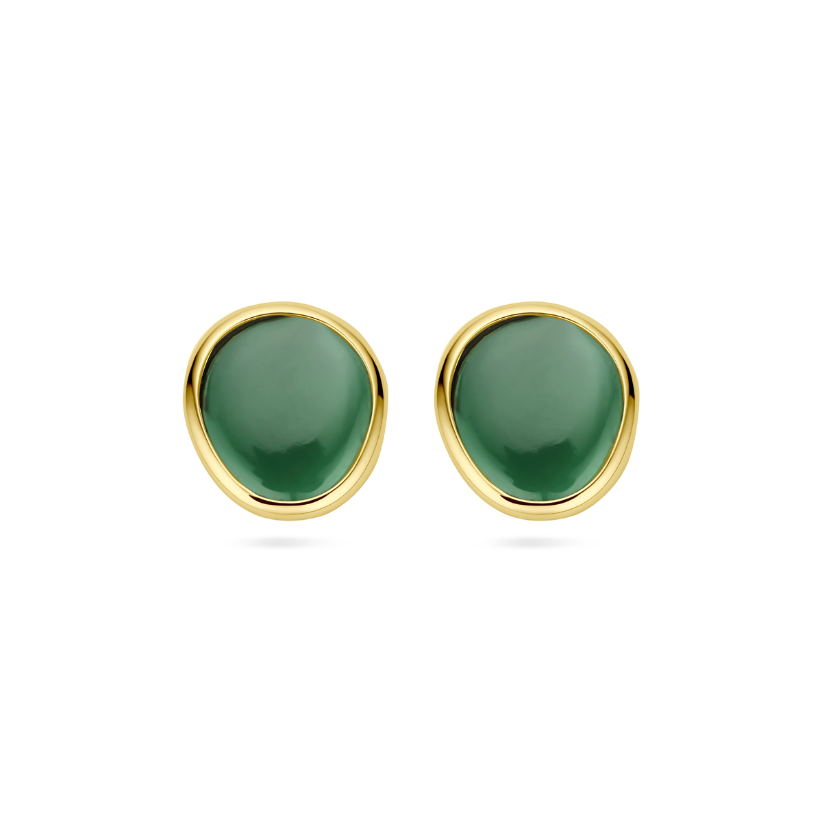 14k Geelgouden oorknoppen uitgevoerd met groen toermalijn kwarts. De oorknoppen hebben een afmeting van 13.5x12.5mm.