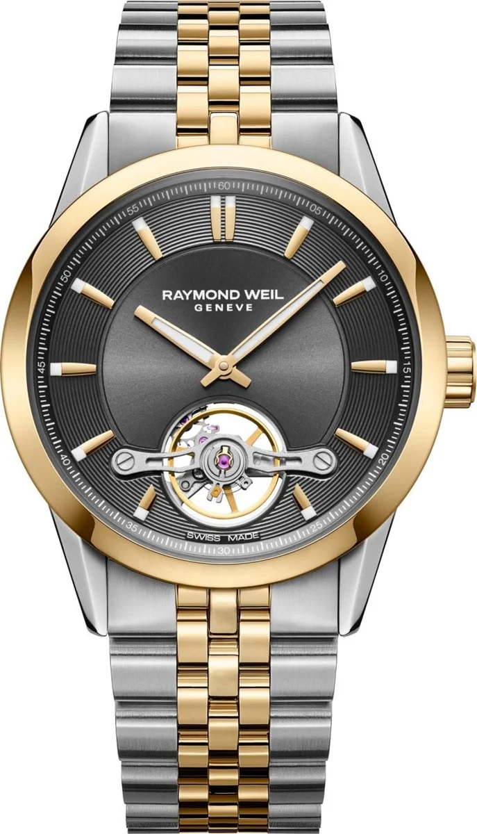 De 2781-STP-60051 is een stijlvol polshorloge dat perfect is voor dagelijks gebruik. Kenmerken omvatten een elegant ontwerp en duurzame materialen. Draag het horloge comfortabel om je pols voor een stijlvolle uitstraling, of je nu werkt of ontspant. Ideaal als tijdloos accessoire dat bij elke outfit past. Perfect als cadeau of persoonlijke stijl.