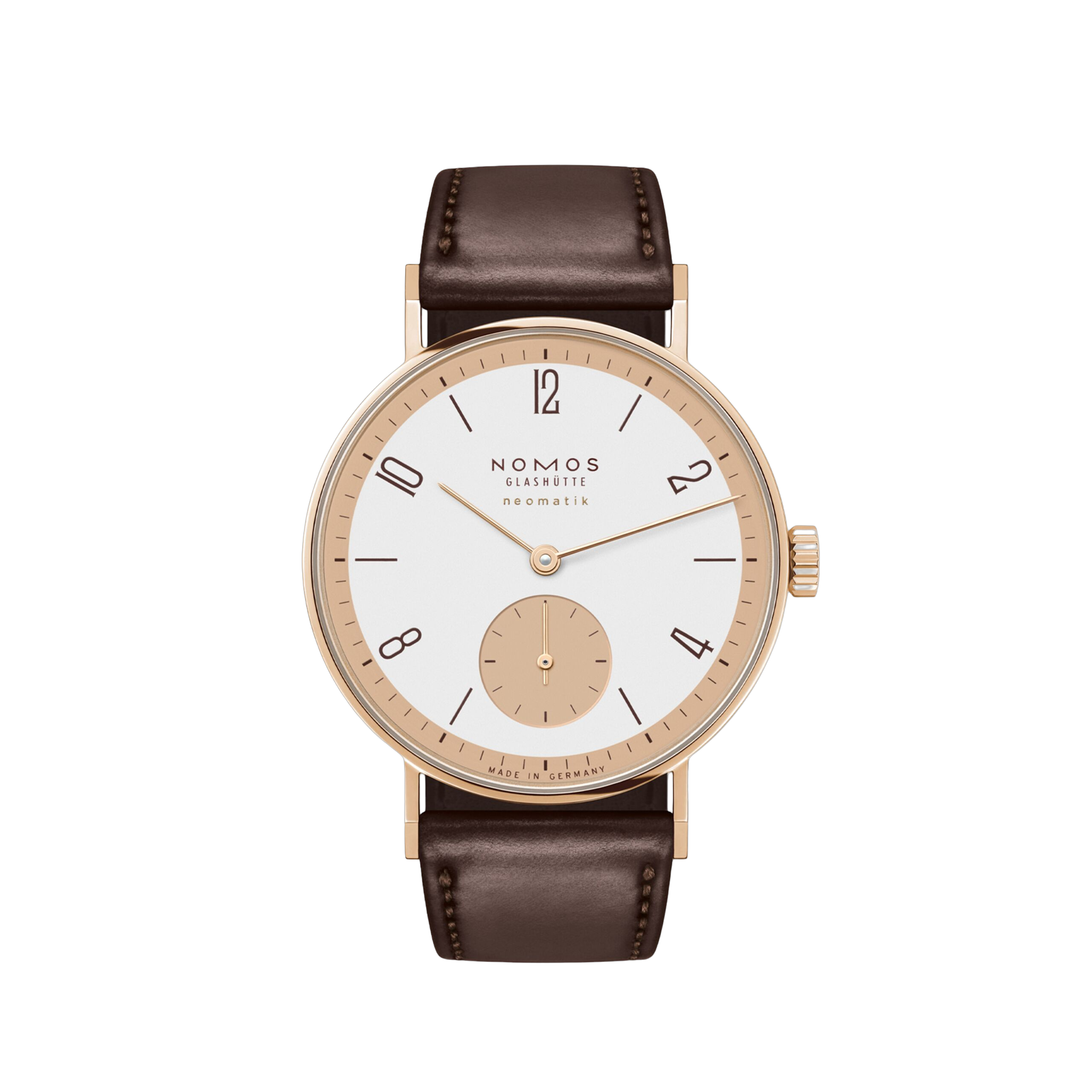 Nomos tangente 175 jaar nr 94-175
De Tangente is misschien wel het meeste bekende model van NOMOS. Het gelimiteerde horloge is voor het eerst verkrijgbaar in een roségouden kast, met een wijzerplaat die is geïnspireerd op het originele Tangente-ontwerp. Het grijskleurige horloge had destijds een witte wijzerplaat met grijze details; de nieuwe versie wordt eveneens geleverd met een wit-zilveren wijzerplaat De minutenschaal en subwijzerplaat zijn uitgevoerd in roségoud.