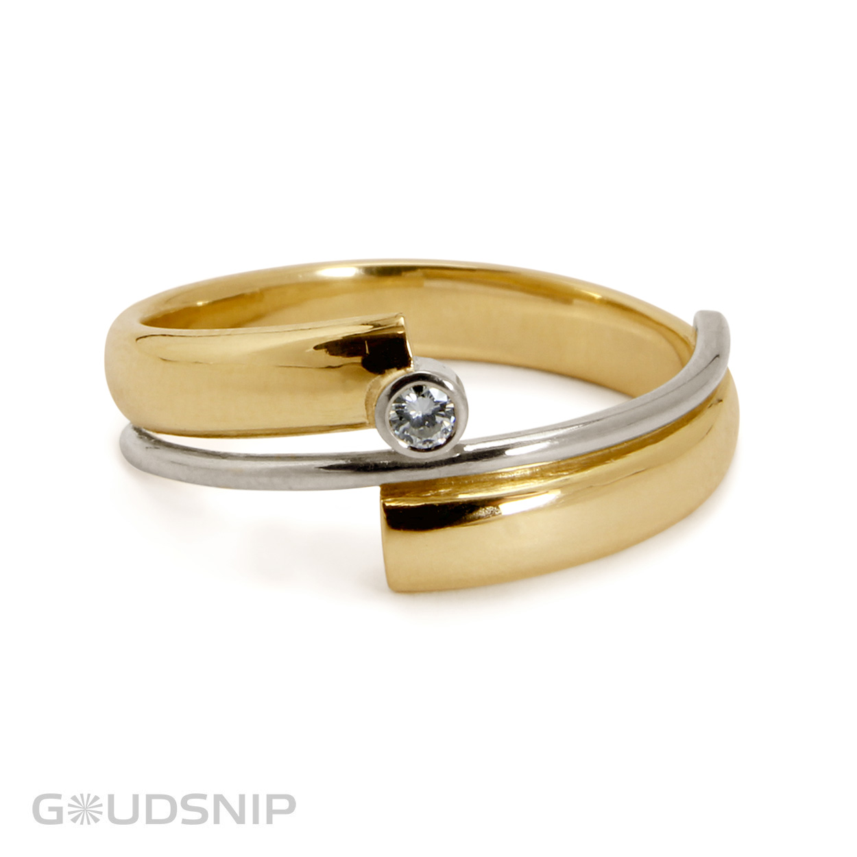 Bicolor gouden ring met diamant 0,06ct SI, gemaakt in ons eigen atelier