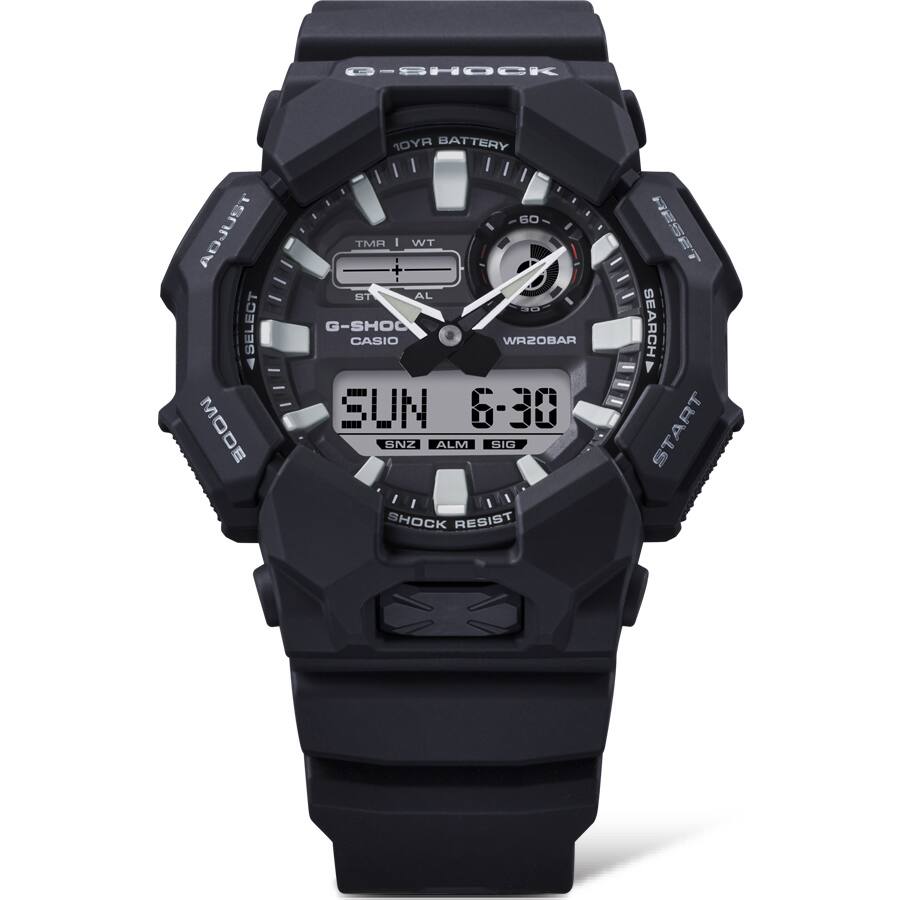 Geniet van een leven met minder batterijwisselingen met een G-SHOCK met grote kast en een batterij die 10 jaar meegaat. Daar hoef je je in elk geval voorlopig geen zorgen over te maken.

De analoog-digitale GA-010 biedt handige functies zoals wereldtijd en stopwatch, met een groot, gemakkelijk af te lezen display en grote kast. De knop aan de voorkant maakt het eenvoudig om toegang te krijgen tot het LED-licht met hoge helderheid, zodat je de wijzerplaat gemakkelijk kunt aflezen, zelfs in het donker.