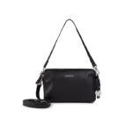 Ontdek de Exclusieve Lijn van BAG2BAG – Vier Luxe Modellen!

Maak kennis met de exclusieve lijn van BAG2BAG, een collectie van vier luxe, vrouwelijke modellen die perfect de balans tussen stijl en functionaliteit weten te vinden. Elk model heeft zijn eigen unieke charme en biedt praktische indelingen, maar met een verfijnde afwerking en de mogelijkheid om te kiezen tussen goud of zilverkleurige hardware.

Model Nice – Exclusief, Elegant & Subtiel!

Maak kennis met Model Nice, een tas die luxe en vrouwelijke elegantie perfect combineert. Dit exclusieve model heeft een prachtige vrouwelijke vorm en biedt een verfijnde uitstraling die je bij elke gelegenheid kunt dragen.

Waarom je Model Nice wilt

Afmeting: 22 x 16 x 8 cm

Kleuren: Zwart, Cognac, Grey/Taupe, Stone

Hardware: Zilver

Handvatten: Lange en korte leren schouderbanden voor ultiem draagcomfort

Binnenvoering: Elegante binnenvoering die de tas een luxe gevoel geeft

Subtiele uitstraling: Prachtig subtiel model dat altijd de juiste balans tussen stijl en functionaliteit biedt.

Model Nice is ontworpen voor de vrouw die houdt van elegantie in zijn puurste vorm, zonder concessies te doen aan praktische indeling. Of je de tas nu draagt met de lange schouderband voor een casual look of met de korte schouderband voor een chique uitstraling, Model Nice is altijd een statement van stijl en kwaliteit.

Deze tas is de perfecte allrounder voor elke gelegenheid en mag niet ontbreken in je collectie!

Elegant, subtiel en exclusief – Model Nice is alles wat je zoekt!