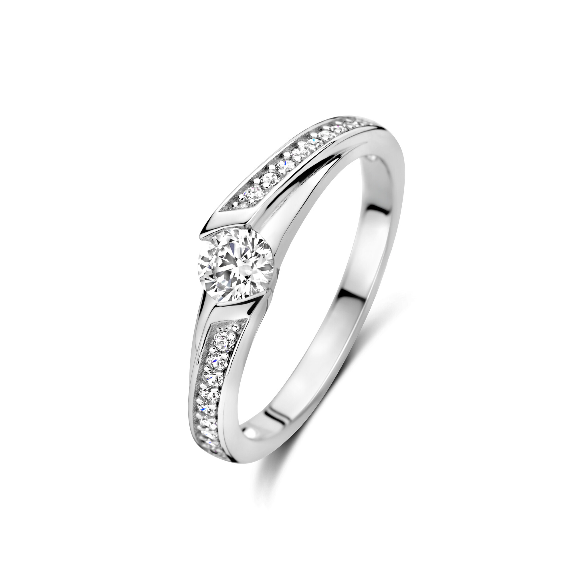 629.872.54 RDL zilveren ring, solitair met zijstenen zirkonia.