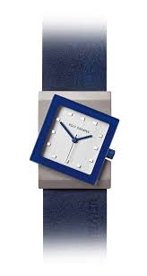 De Rolf Cremer horloge Big Turn blauw, is een stijlvol horloge met een titanium kast en een blauwe polsband. Dit polshorloge heeft geen datumaanduiding. Draag het als een veelzijdig accessoire dat zowel casual als formele outfits een moderne, verfijnde uitstraling geeft. Perfect voor dagelijkse draagcomfort en stijl.