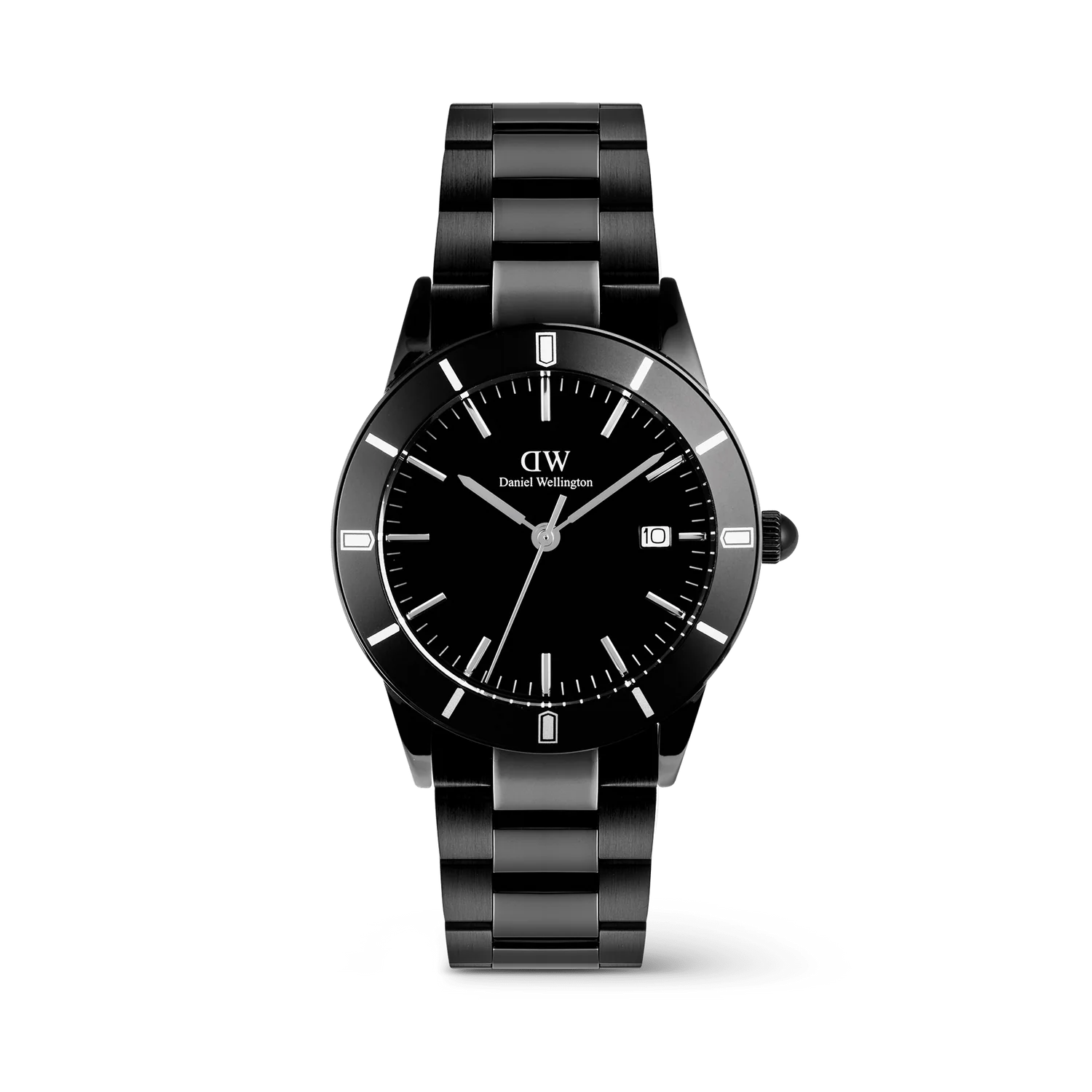 The Iconic Paradigma Link draws inspiration from the iconic link, featuring a broader ring for added distinction, a new watch movement, and a 3-link strap with a quick-release butterfly buckle. This index bezel exudes boldness and confidence. The printed index markings seamlessly extend from the dial, enhancing the watch's user interface. Crafted from solid aluminum, the bezel inlay is anodized and treated to a satin matte finish, beautifully complementing the polished and brushed links of the bracelet.