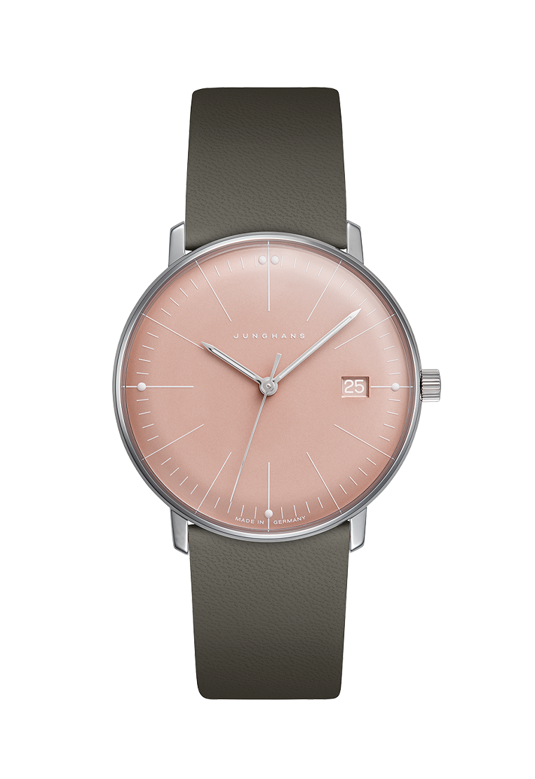 Dit horloge laat zien dat elegantie niet altijd betekent dat het ingewikkeld moet zijn. De kast is verfijnd en minimalistisch, en spreekt een breed publiek aan met zijn tijdloze uitstraling. De wijzerplaat is schoon en overzichtelijk, met duidelijke markeringen die het gemakkelijk maken om de in één oogopslag af te lezen.
Dit horloge wordt aangedreven door een hoogwaardig quartz- of automatisch uurwerk (afhankelijk van de exacte uitvoering), ontworpen om consistente nauwkeurigheid te garanderen. De bewegingen getuigen van de superioriteit van de Duitse techniek, waarbij elke seconde perfect getimed is. 
