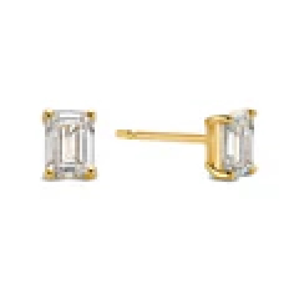 De emerald diamanten zijn de eyecatchers van de prachtige Nora serie. De schitterende langwerpige diamanten tonen een bijzondere diepte. Dit wordt ook wel hethall of mirroreffect genoemd. Emerald geslepen diamanten tonen groot en onalledaags.Deze solitair oorstekers zijn gezet met 2 x 0,25 crt. en hebben dus een totaal gewicht van 0,50 crt. Kies zelf de gewenste steengrootte van jouw diamant. De Noraoorbellen zijn in verschillende maten en goudkleuren beschikbaar.

Deze oorbellen hebben een warme geelgouden zetting met diamant. De oorstekers zijn voorzien van stevige gouden schuifjes, waardoor ze mooi in het oor blijven zitten.

De Noraoorbellen zijn onderdeel van een set, in onze collectie zijn bijpassende colliers en ringen te vinden.
