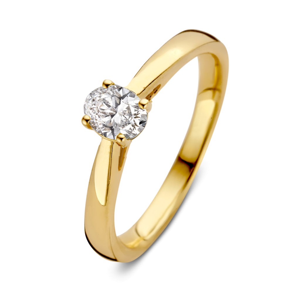 Ontdek de speelse en elegante ring Franky.Dankzij de ovaal geslepen diamant heeft deze minimalistische solitair ring een opvallende uitstraling.Ovale diamanten schitteren optimaal en ogen bovendien groter.Kies zelf de gewenste steengrootte van jouw diamant. De stijlvolle Frankyring is in verschillende maten en goudkleuren beschikbaar.

Ring Frankyis onderdeel van een serie, in onze collectie zijn bijpassende oorbellen en een kettingte vinden. Dankzij de verhoogde zetting en verfijnde scheen is dezesolitair perfect te combineren met een gouden trouwring of bijvoorbeeld onze diamanten eternity ringMillie.


