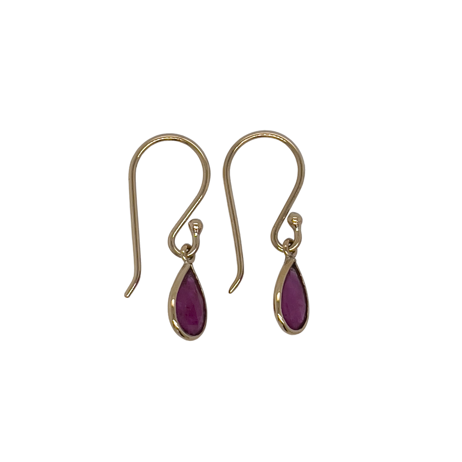 14kt gouden oorhanger met robijn