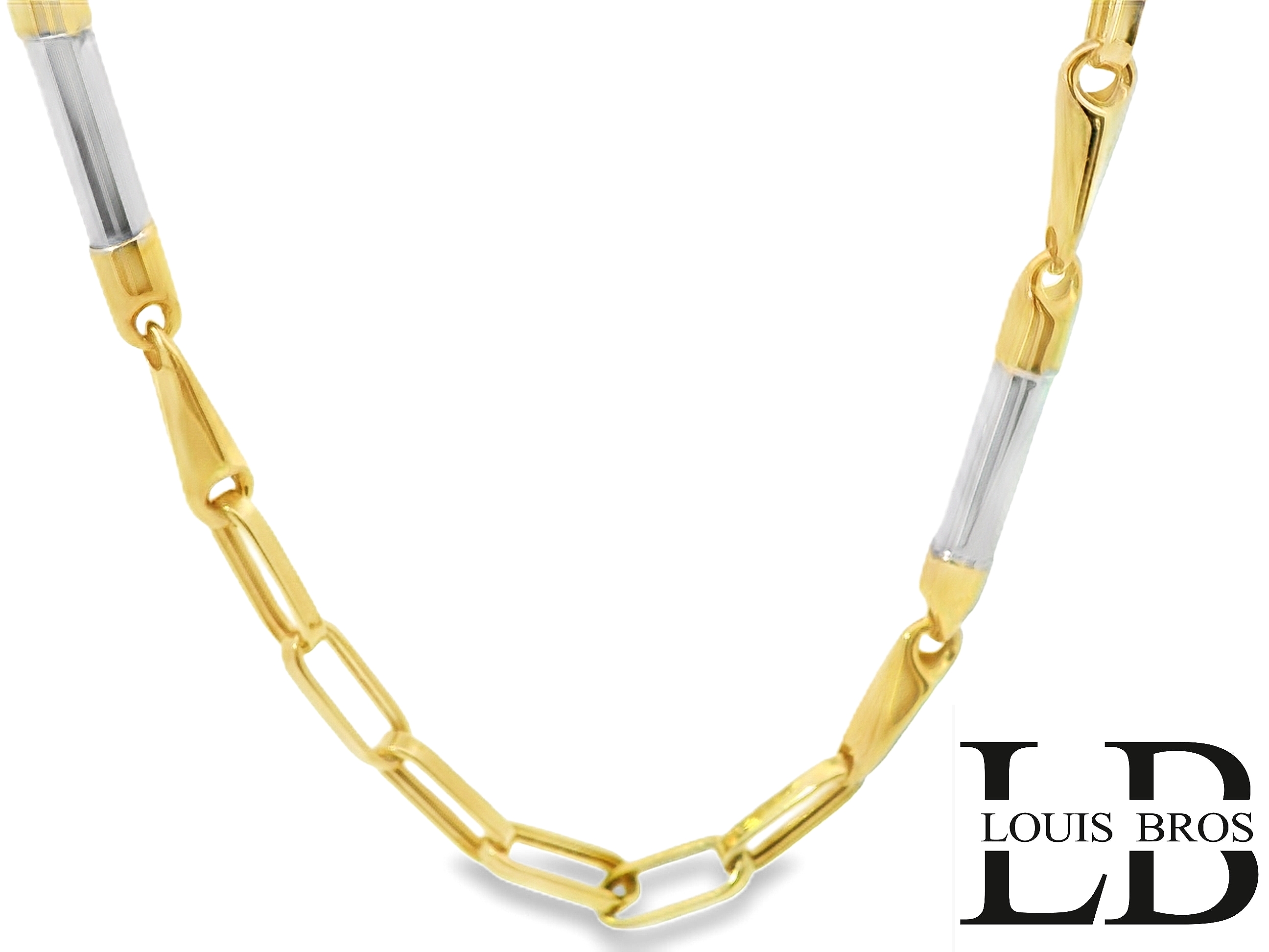 Voeg een vleugje elegantie en moderne klasse toe aan je sieradencollectie met dit prachtige bicolor 14 karaat gouden collier (12.05 gr). Dit collier combineert op verfijnde wijze geelgoud en witgoud, wat zorgt voor een stijlvolle en tijdloze uitstraling die perfect is voor zowel dames als heren.

Het collier is vervaardigd uit hoogwaardig 14 karaat goud (58,5% puur goud) en biedt daarmee de ideale balans tussen luxe, duurzaamheid en dagelijks draagcomfort. Dankzij het unisex design is dit sieraad een veelzijdige keuze – perfect voor elke gelegenheid, van een chique diner tot een alledaagse look met een elegante touch.

Kenmerken:

Materiaal: 14 karaat geelgoud & witgoud (bicolor)

Type: Collier / ketting

Geslacht: Unisex

Afwerking: Glanzend gepolijst

Sluiting: karabijnsluiting

Lengte: ( 60 cm – aanpasbaar op basis van jouw wens)

Gewicht: (12.05 gr)

Stijlvol, tijdloos en uniek – dit bicolor collier is een schitterende aanvulling op elke sieradencollectie.