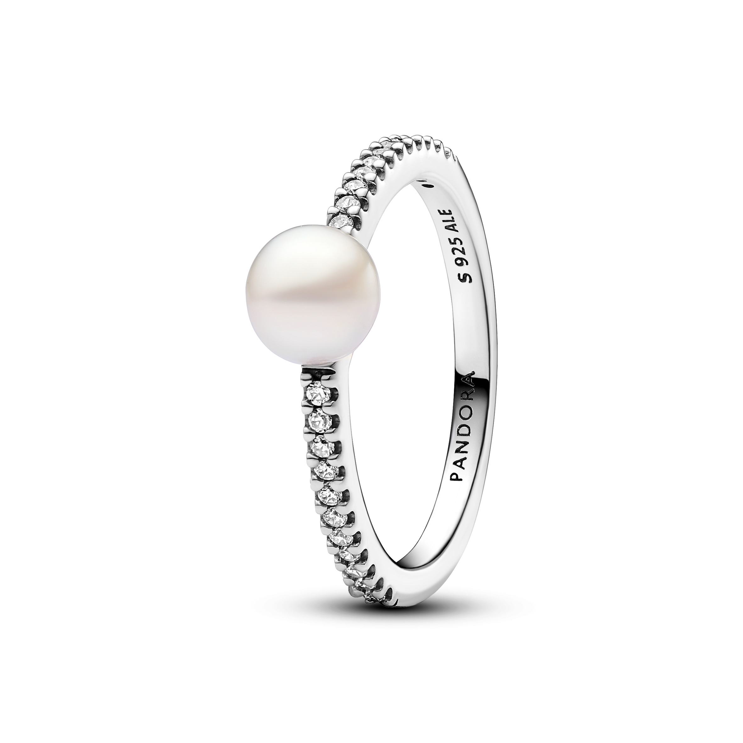 Pandora - Ring bezet met zirkonia en zoetwaterparel