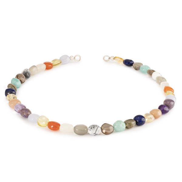 Het Trollbeads voor jou collier met modelnummer TSTNE-00018 is een verfijnde zilveren ketting met een lengte van 420 mm. Deze prachtige ketting is perfect als statement stuk of in combinatie met andere sieraden voor een gelaagde look. Draag het bij zowel formele als informele gelegenheden voor een elegante uitstraling.
