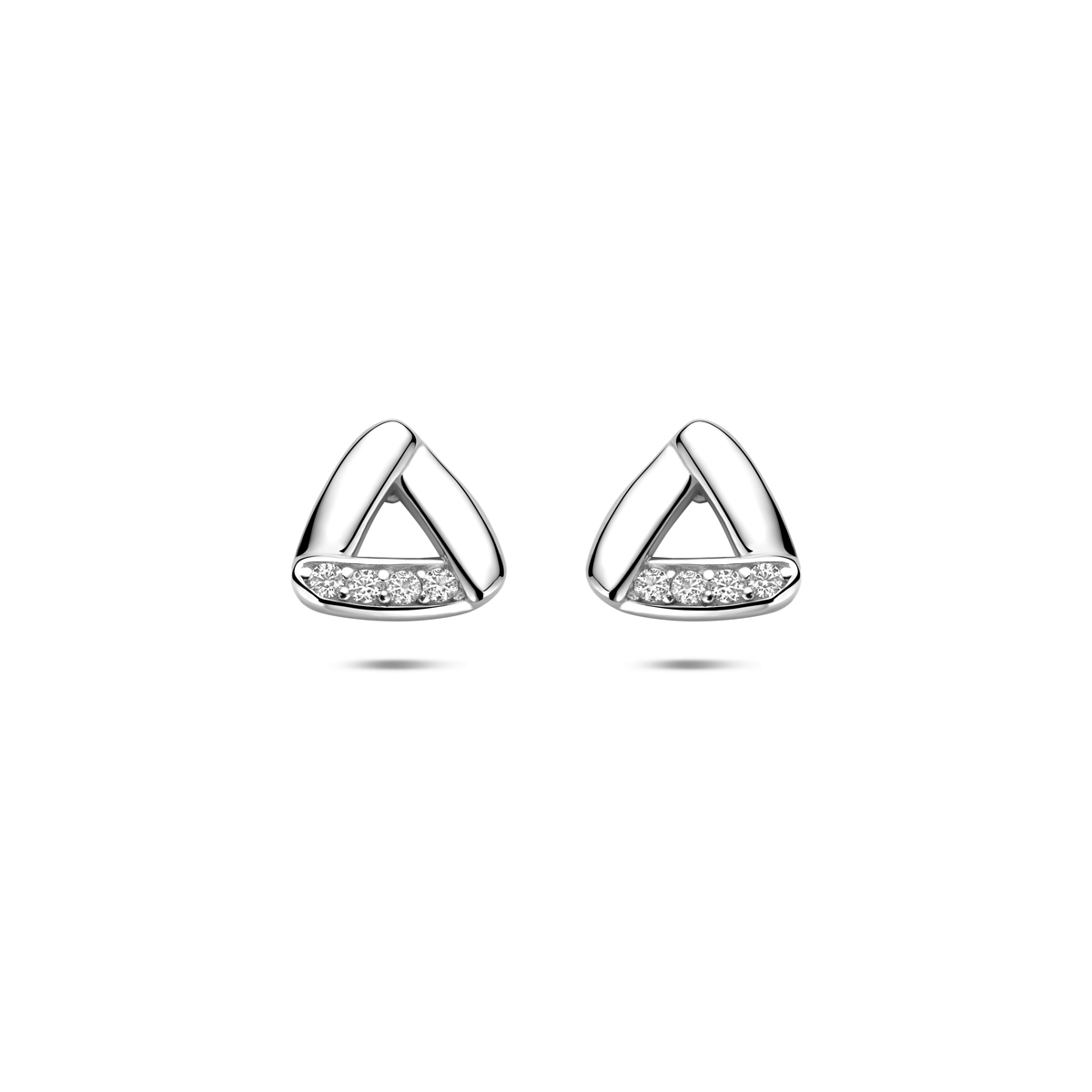 Gerhodineerd 925 zilveren oorknoppen uitgevoerd met zirkonia. De oorknoppen hebben een afmeting van 8.5x8.5mm.