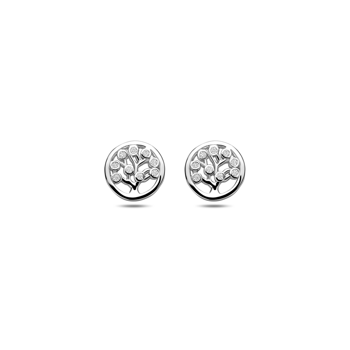 Gerhodineerd 925 zilveren oorknoppen uitgevoerd met zirkonia. De oorknoppen hebben een diameter van 8mm.