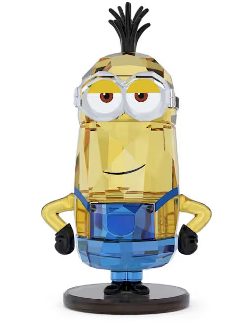 e ondeugende, gele Minions wijden hun leven aan ‘s werelds grootste schurk en beleven daarbij altijd doldwaze avonturen. Deze ode aan Kevin legt zijn sterke leiderschapskwaliteiten vast met 366 precisiegeslepen facetten en diverse felle kleuren. Opvallende details zijn zijn stekelige zwart metalen haar en zijn verchroomde bril met zwart kunstleer. Geef deze Kevin-figuur cadeau aan een fervent filmfan of verzamel de volledige Minions-set van Swarovski.