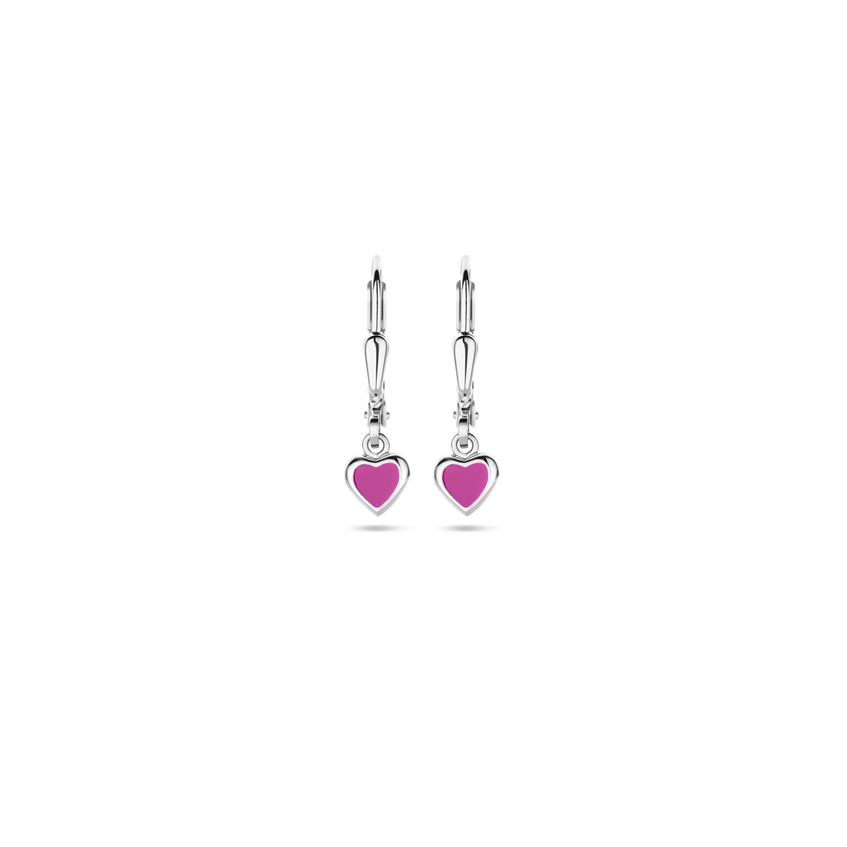 Gerhodineerd 925 zilveren oorhangers uitgevoerd met roze emaille. De oorhangers hebben een totale hoogte van 19mm.