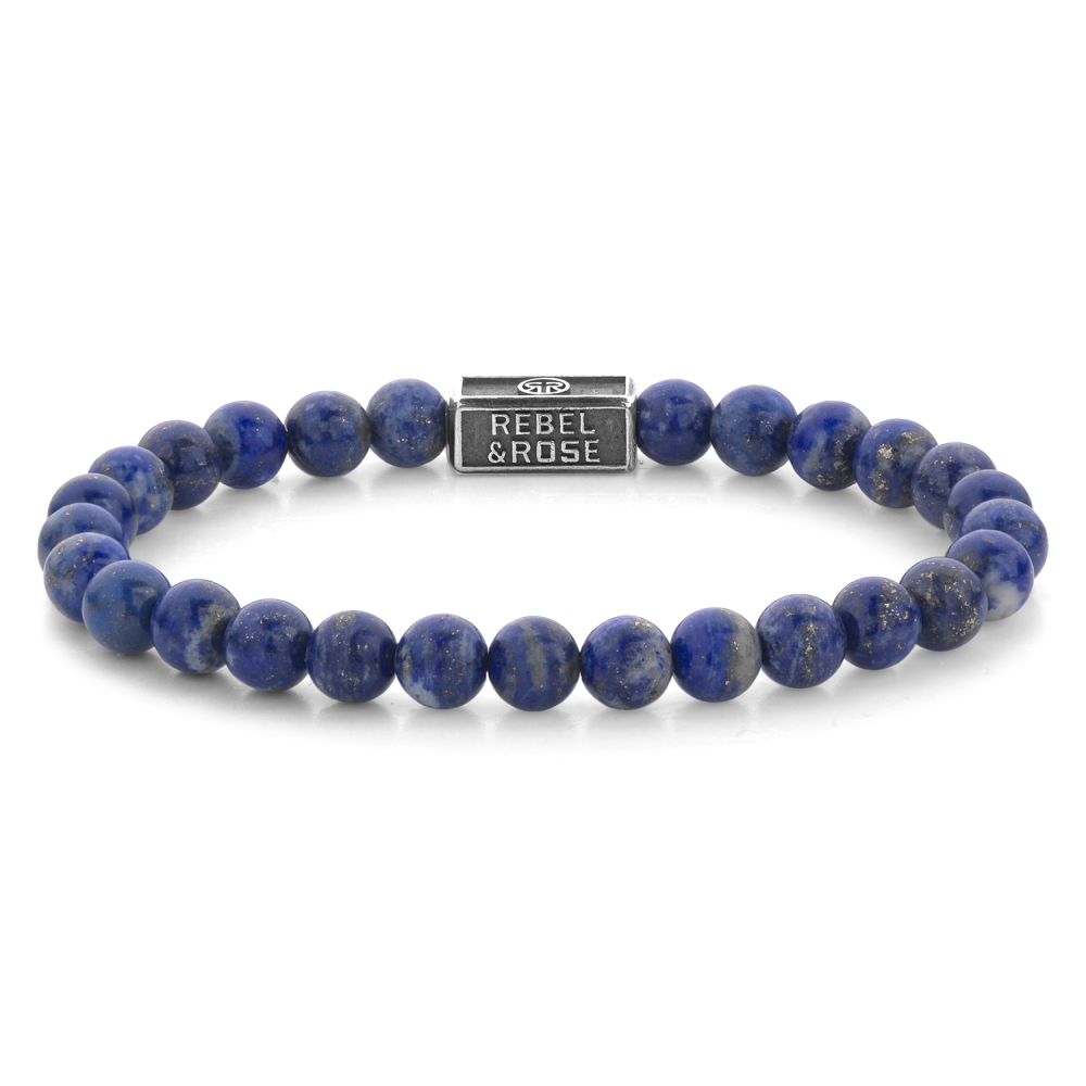 Armband van het merk Rebel & Rose. De armband heeft een hoogwaardige elastische stretch koord, met 6mm van Lapis Lazuli.