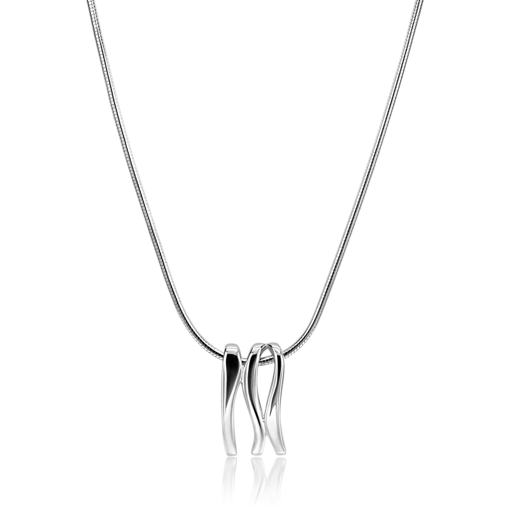 ZINZI zilveren slangen ketting 45cm met gladde organisch gevormde hanger (21mm). De lengte van de ketting is te variëren tussen 42 en 45cm. Exclusief ontworpen door mode-ontwerper Mart Visser. De ketting draagt herkenbaar de signatuur van Mart Visser. Vervaardigd van eerste gehalte zilver (925) en met extra rodiumlaag voor een