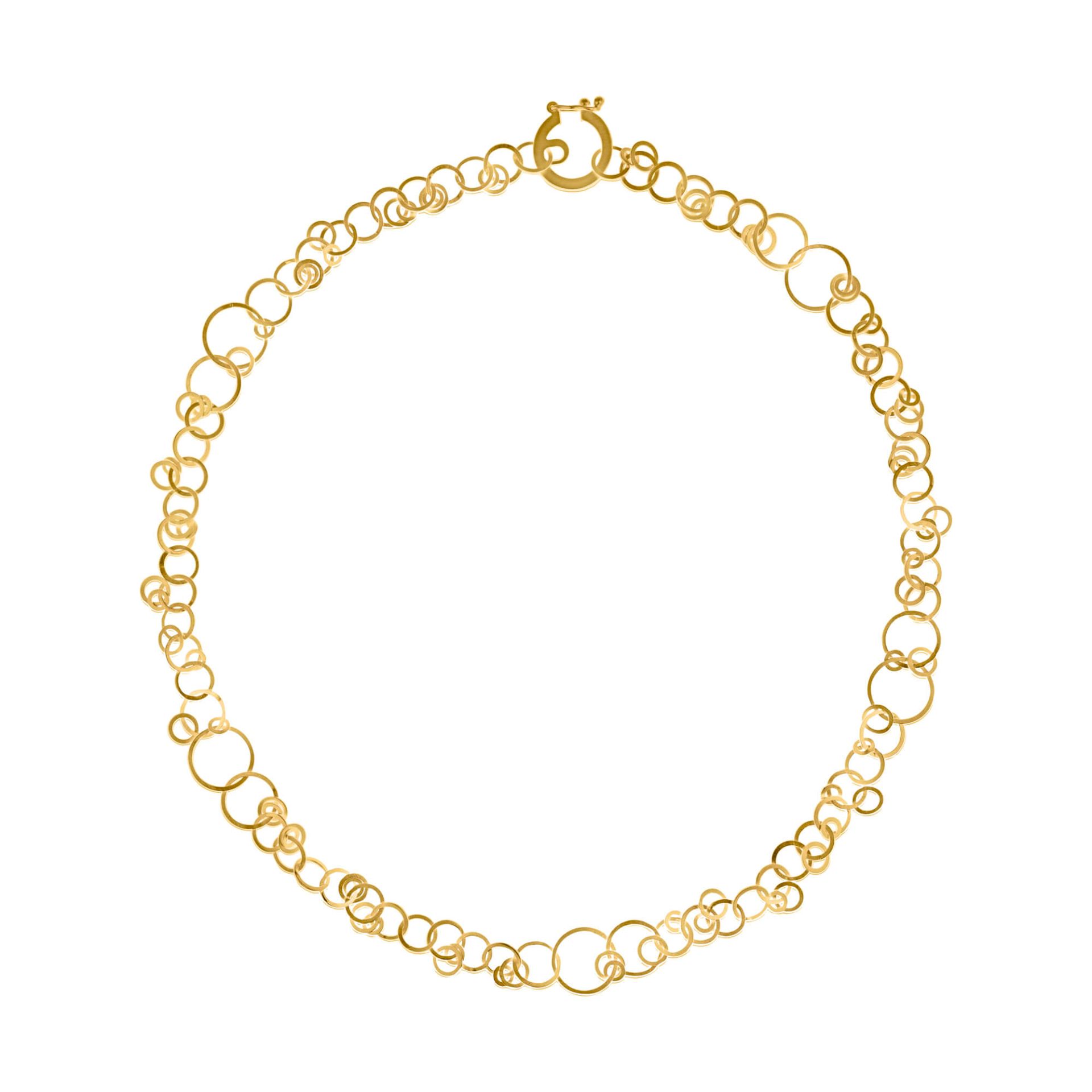 Tezer staat voor een individuele, en niet met een ander te vergelijken, sieraden collectie in sterling zilver en goud. Deze elegante en harmonieuze sieraden, waarmee de draagster haar eigen persoonlijkheid onderstreept, zullen snel tot een van de persoonlijke favorieten behoren.

Laat je inspireren door de vrouwelijke kracht en tijdloze elegantie van Tezer Design. Ontdek nu onze collectie en vind het sieraad dat écht bij jou past.
